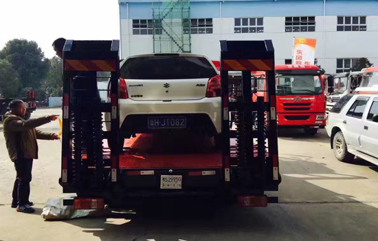 【國(guó)五 上藍(lán)牌】重汽豪沃平板車