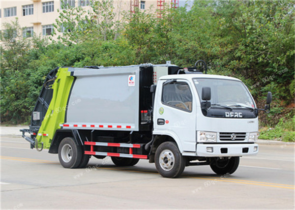 東風小多利卡壓縮式垃圾車