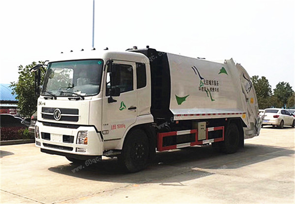 東風天錦壓縮式垃圾車圖片