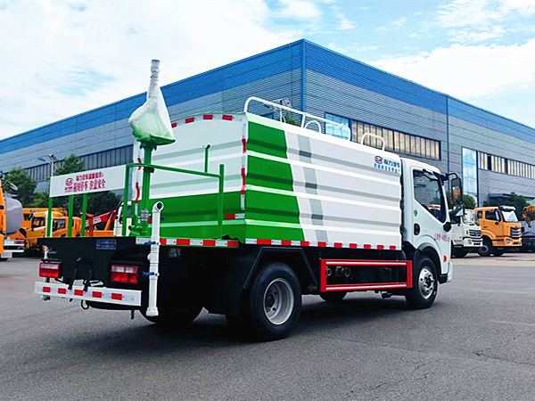 東風專致藍牌抑塵車