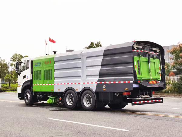 東風(fēng)天龍后雙橋22方洗掃車(chē) 東風(fēng)天龍后雙橋22方洗掃車(chē)