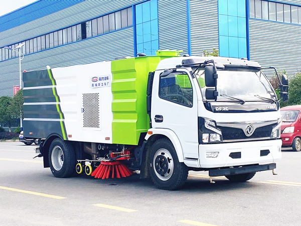 東風(fēng)福瑞卡8方洗掃車(chē)