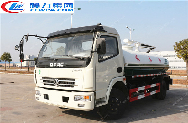 東風(fēng)多利卡8方吸糞車