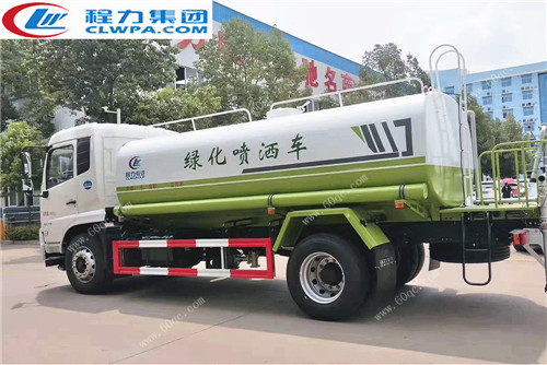 東風天錦國六灑水車圖片