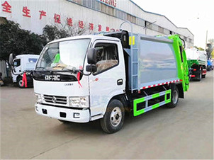 湖北程力壓縮垃圾車改善環(huán)境神器