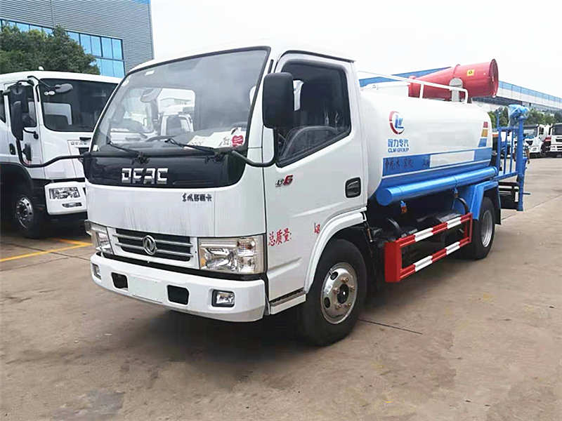 東風(fēng)5方霧炮灑水車
